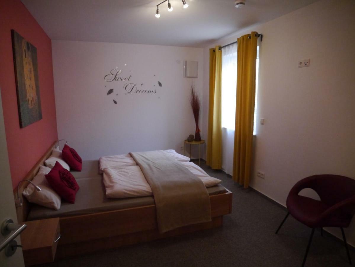 Beim Kellerschneider Eg Apartman Gundelfingen an der Donau Kültér fotó